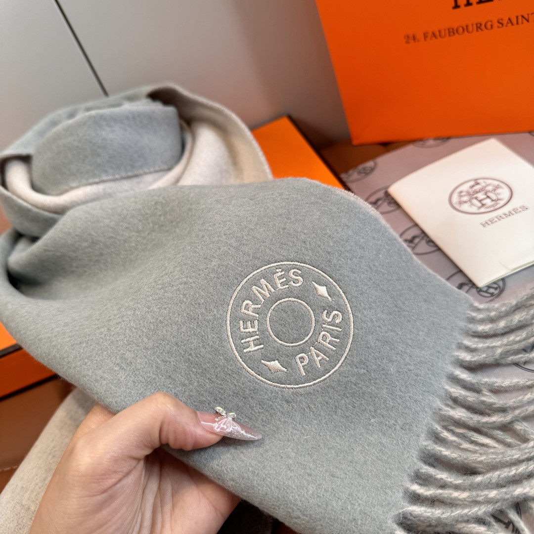 H**me5 scarf 30x180cm