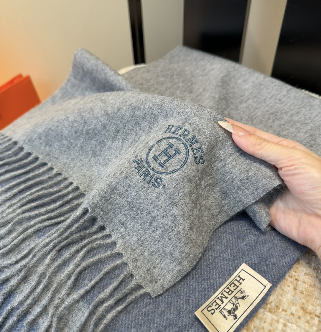 H**me5 scarf 35x190cm