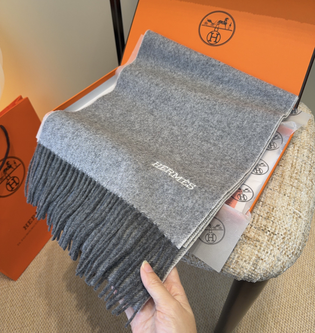 H**me5 scarf 35x190cm