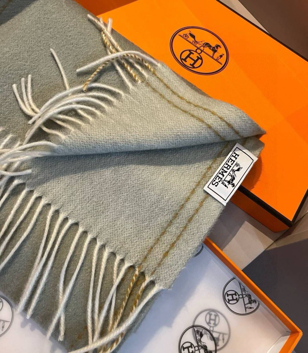 H**me5 scarf 30x180cm