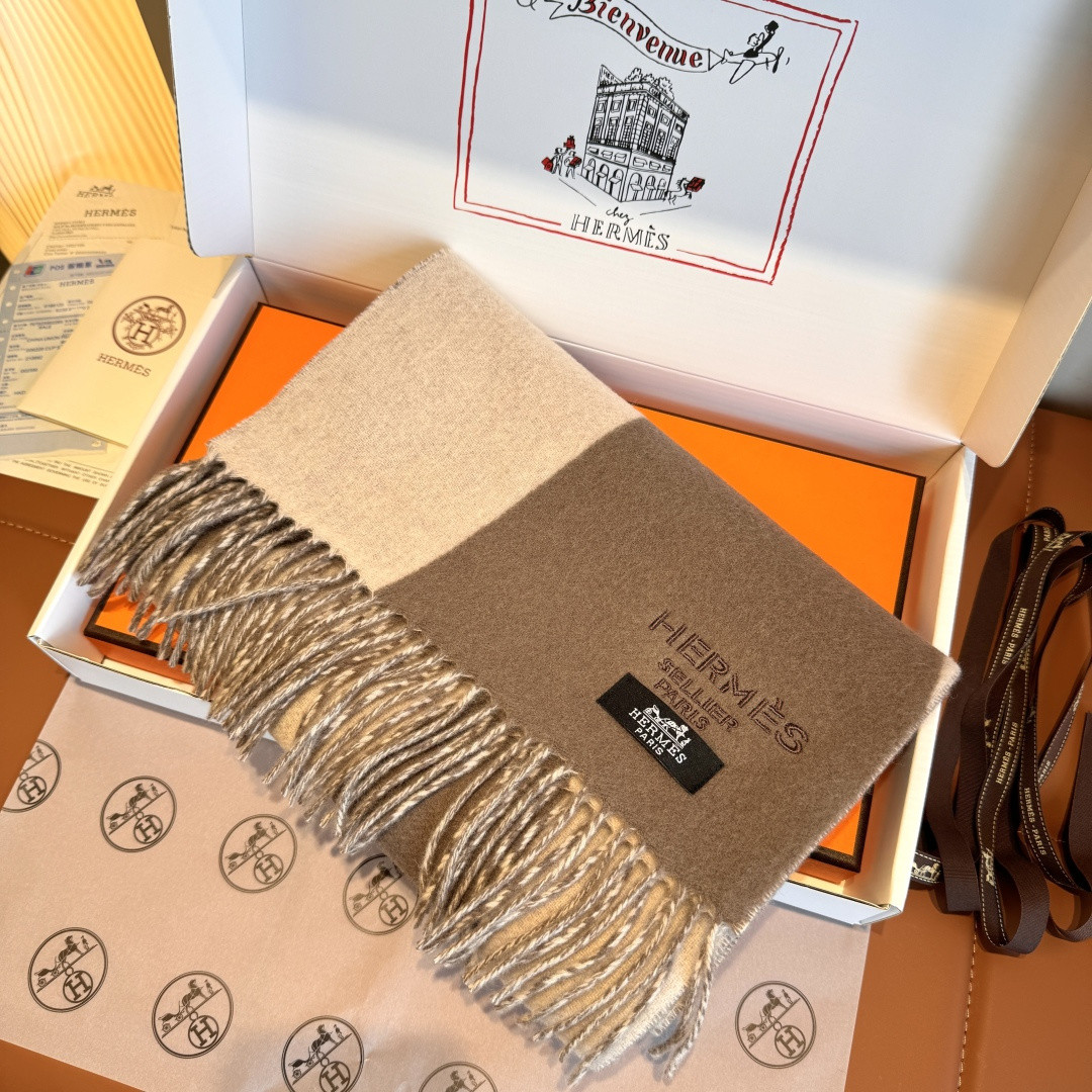 H**me5 scarf 30x180cm