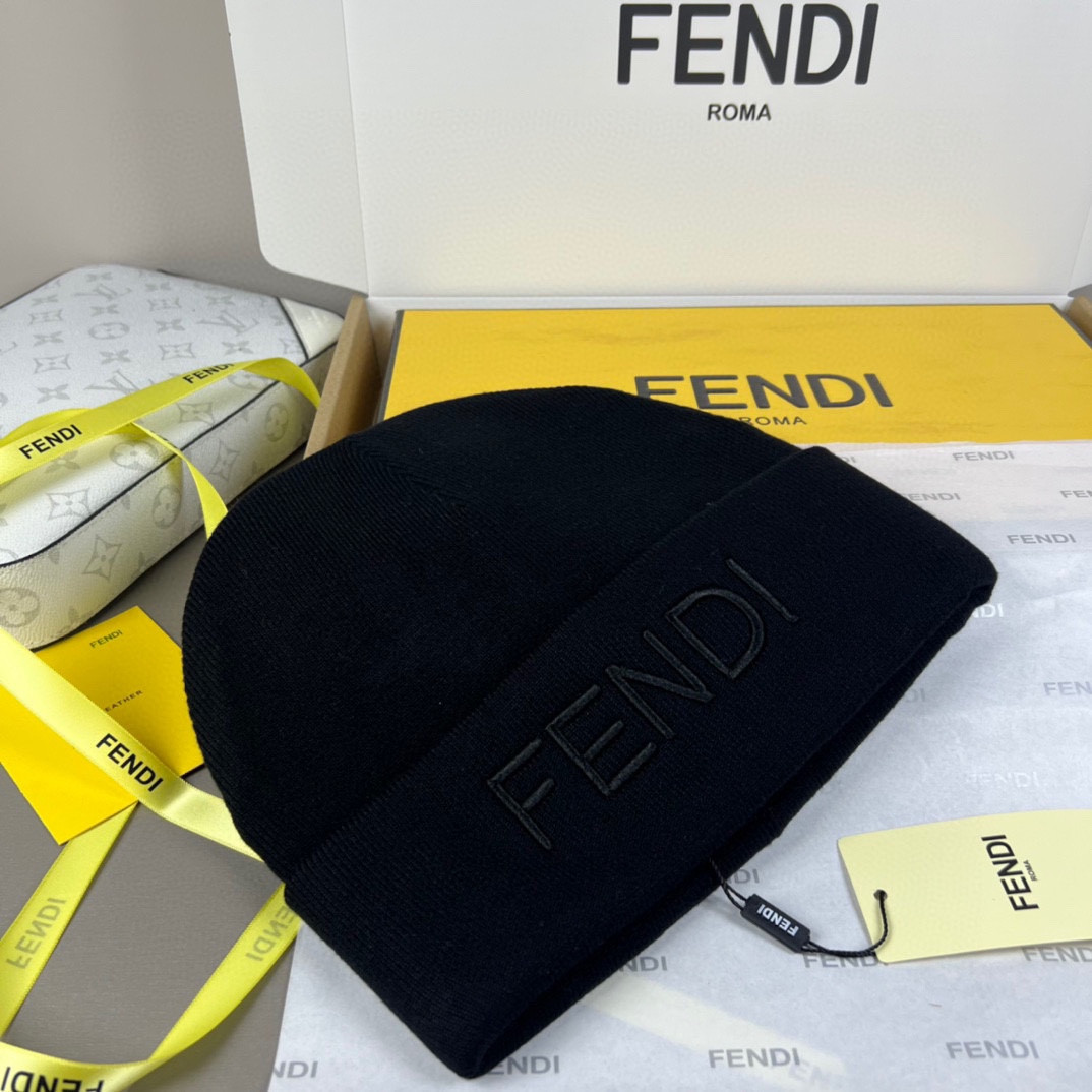Fendi Beanie
