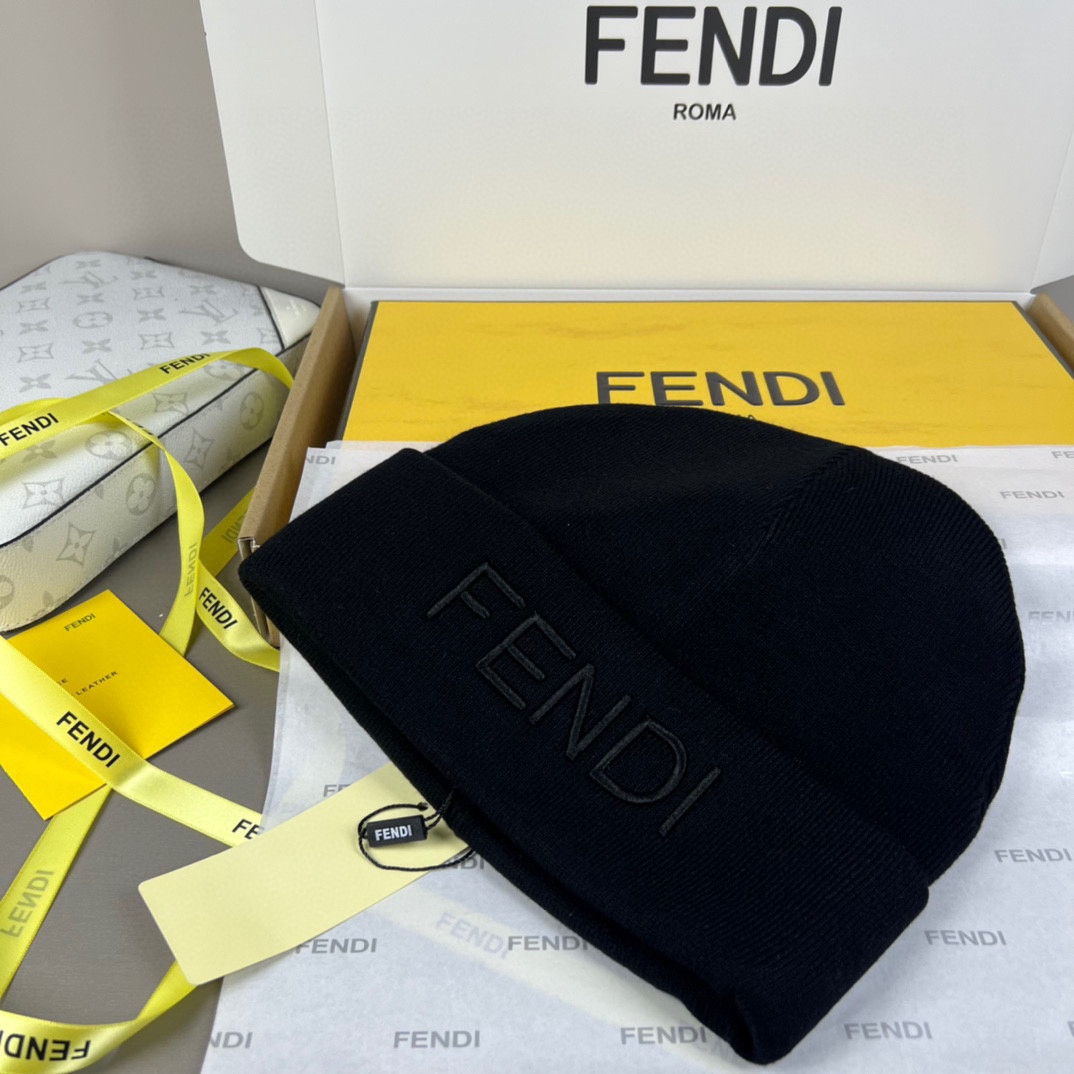 Fendi Beanie