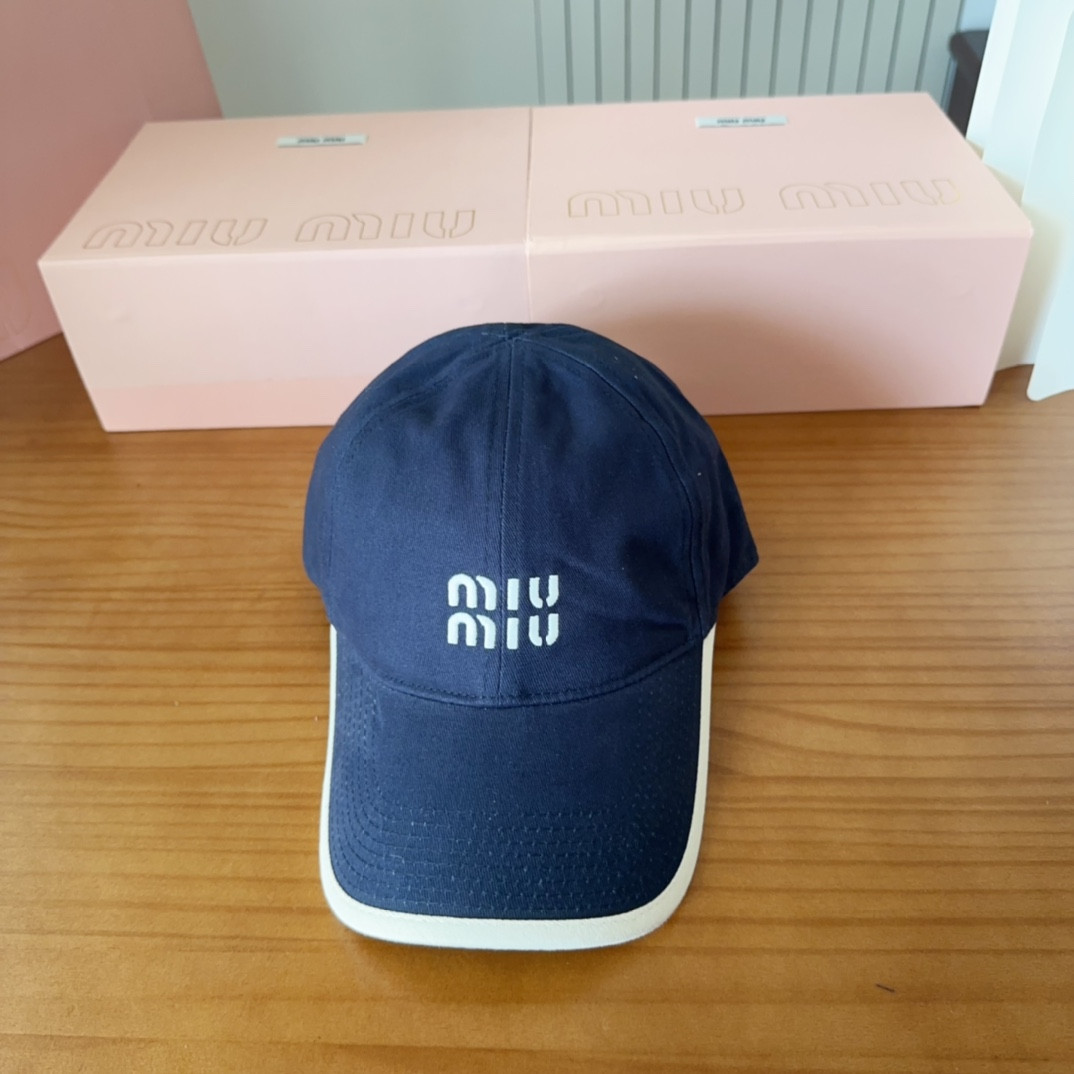 Miu Miu Baseball Cap