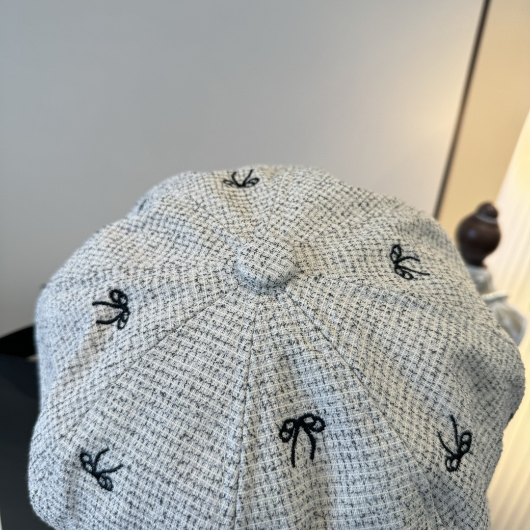 Miu Miu Newsboy Cap 57cm Head Circumference