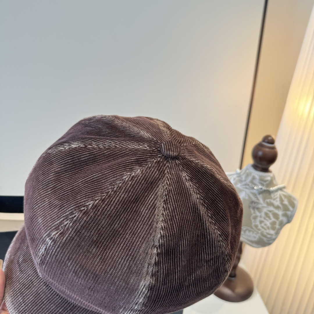 Miu Miu Newsboy Cap 57cm Head Circumference