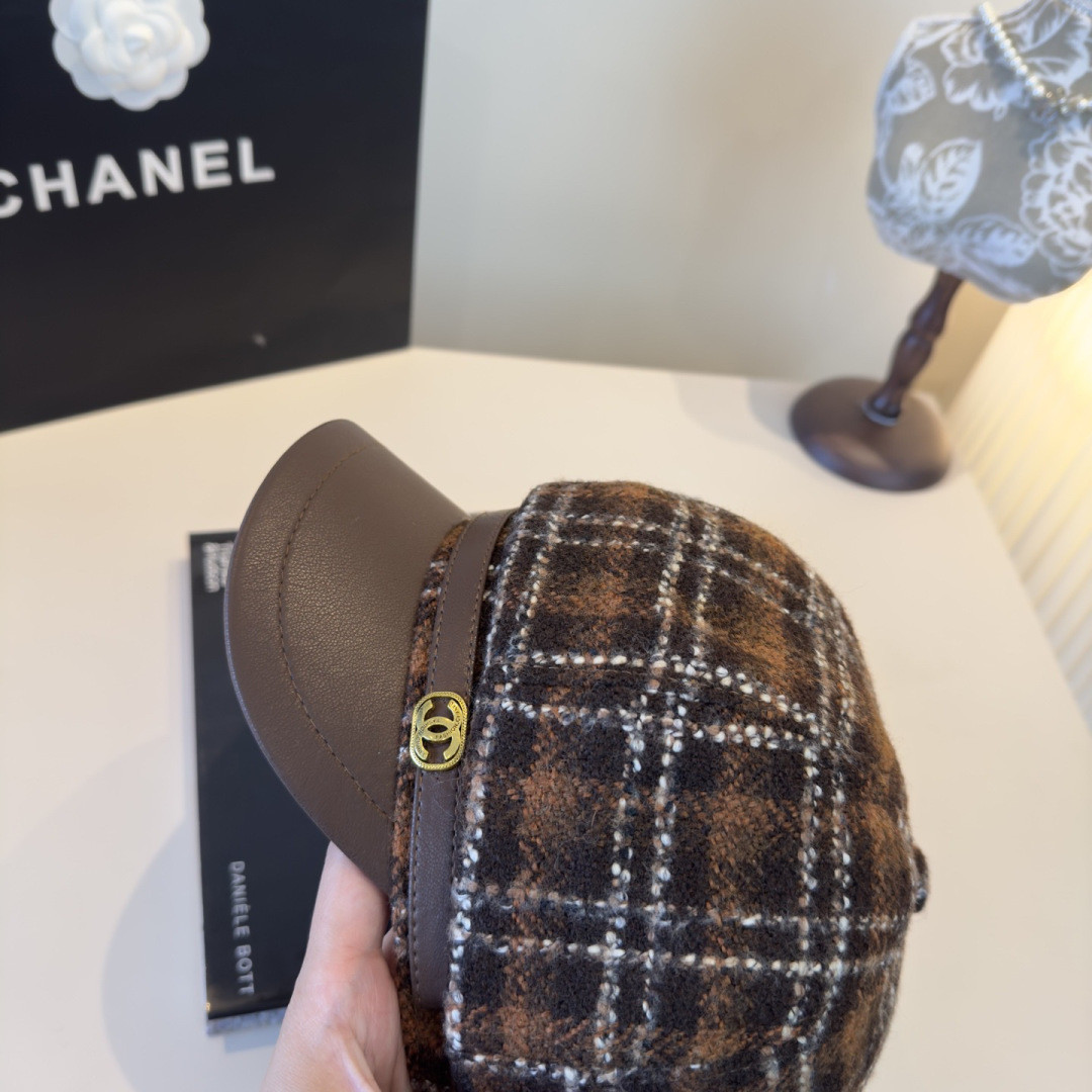 Chanel Newsboy Cap 57cm Head Circumference
