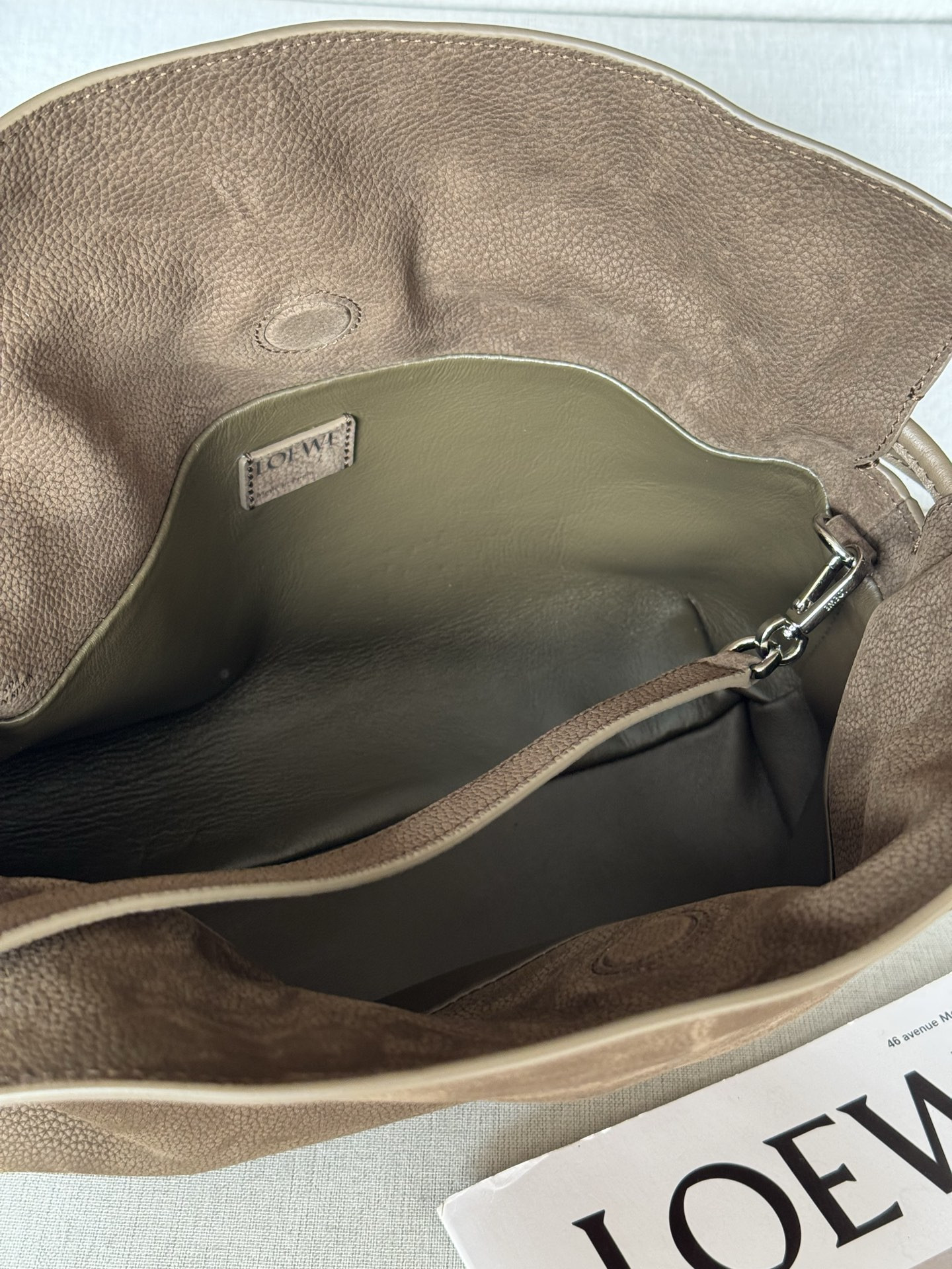 L0ew* Medium Flamenco Clutch in Grained Nubuck 24.5x30x10.5cm