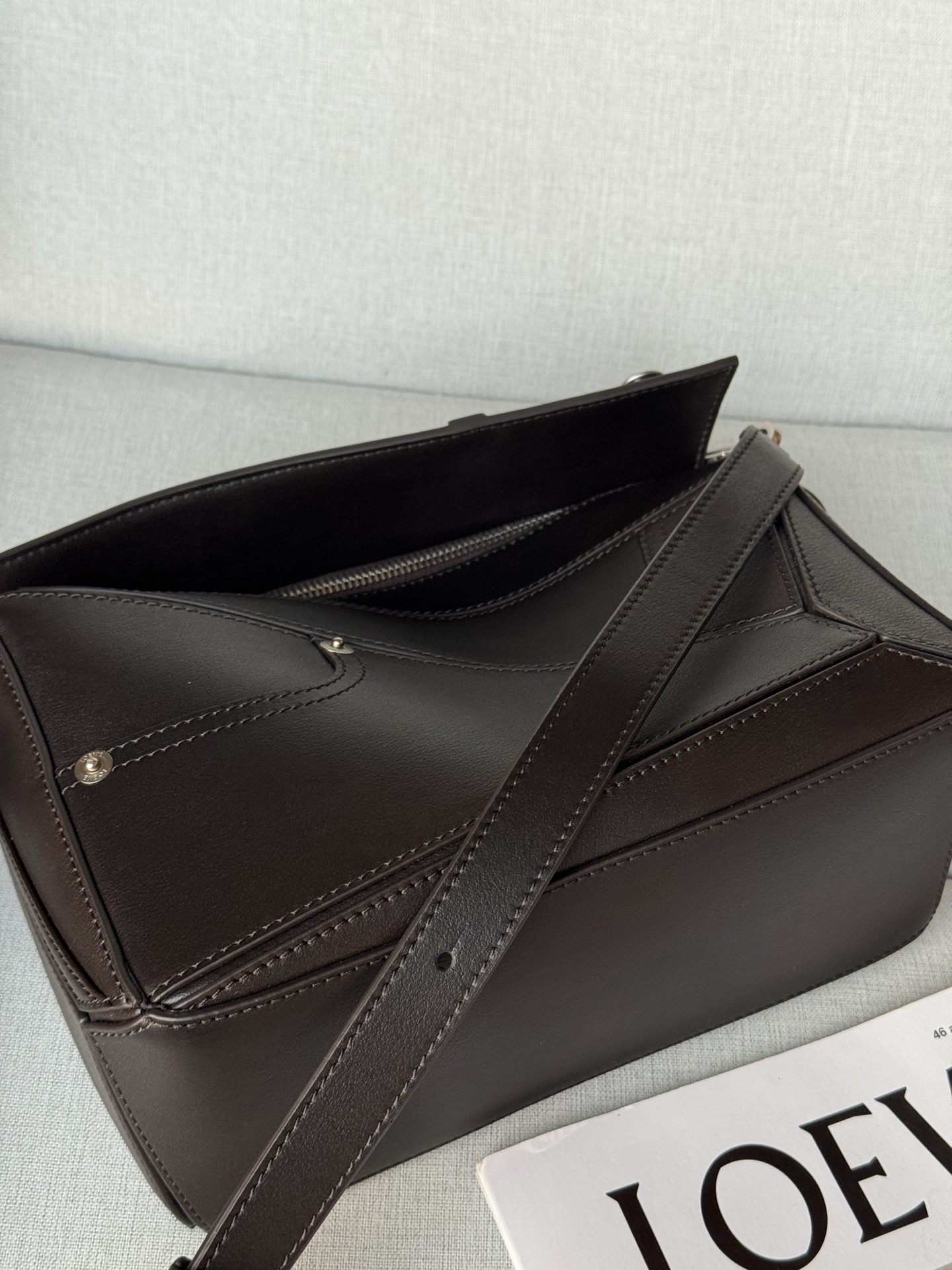 Loewe Panta Small Puzzle Bag in Shiny Calfskin 16.5x24x10.5cm