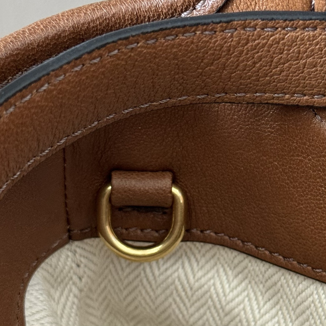 Miu Miu Aventure Nappa Leather Handbag 22x30x10cm