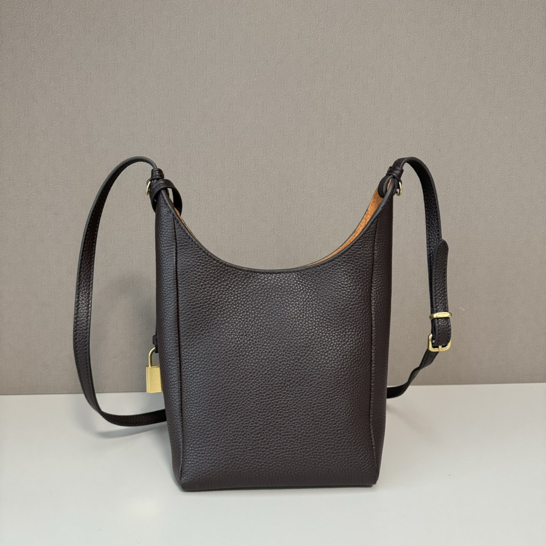 Miu Miu Leather Bucket Bag 18x16x7cm