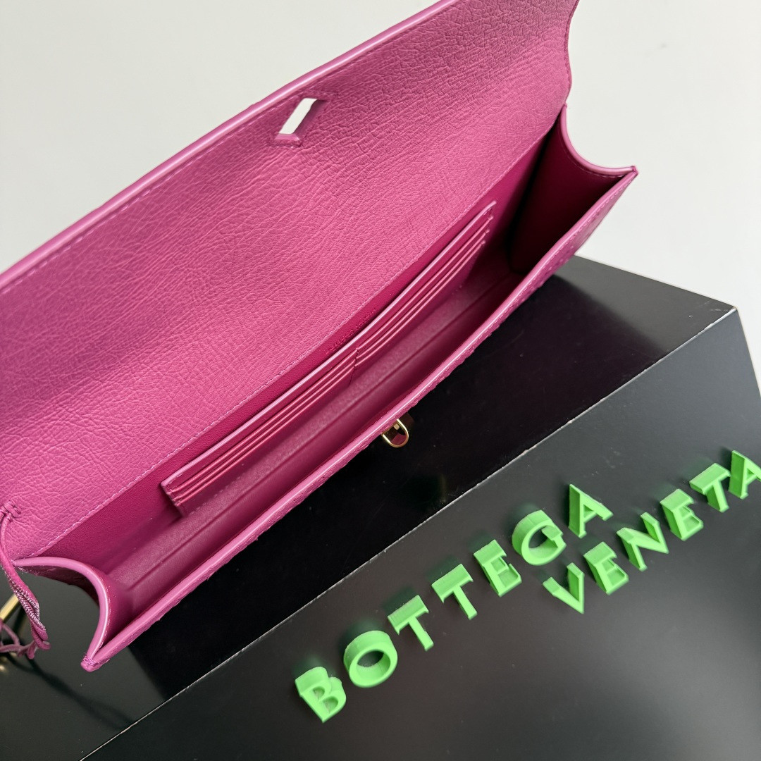 B0tt*ga Ven*ta Andiamo Clutch 13x31x3cm