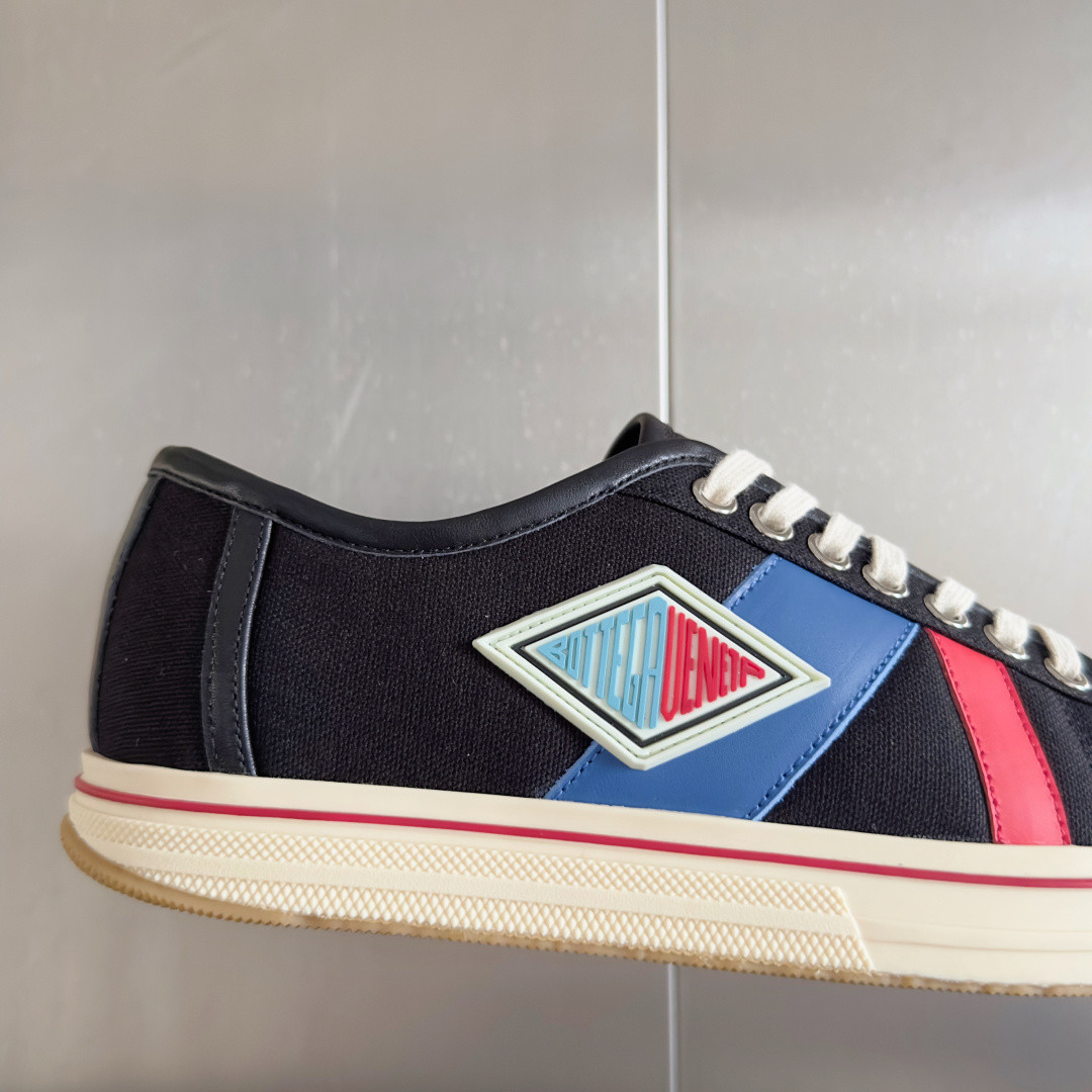 ua b0tt*ga Ven*ta eliot sneaker