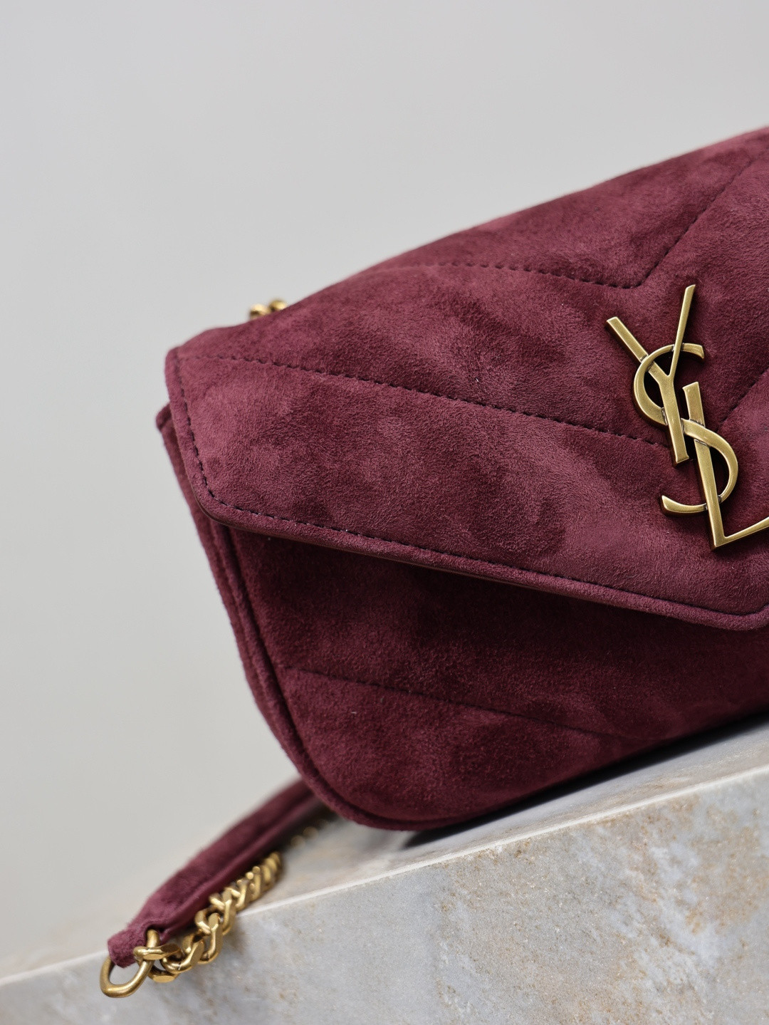 YSL LOULOU MINI in Suede 20x12x5cm