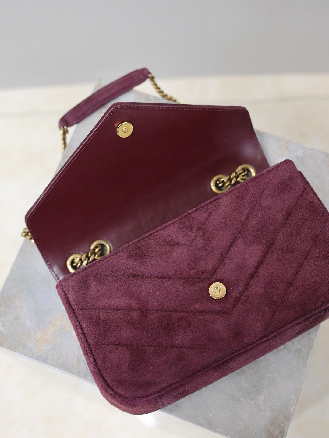 YSL LOULOU small in Suede 24x14x6cm