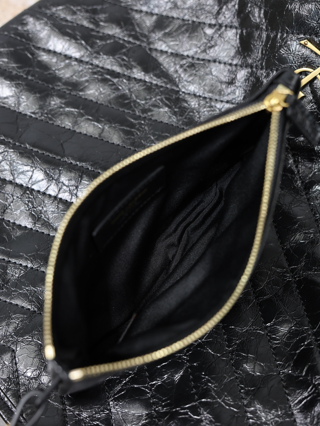 YSL NIKI Supple Bucket 33x16x40cm