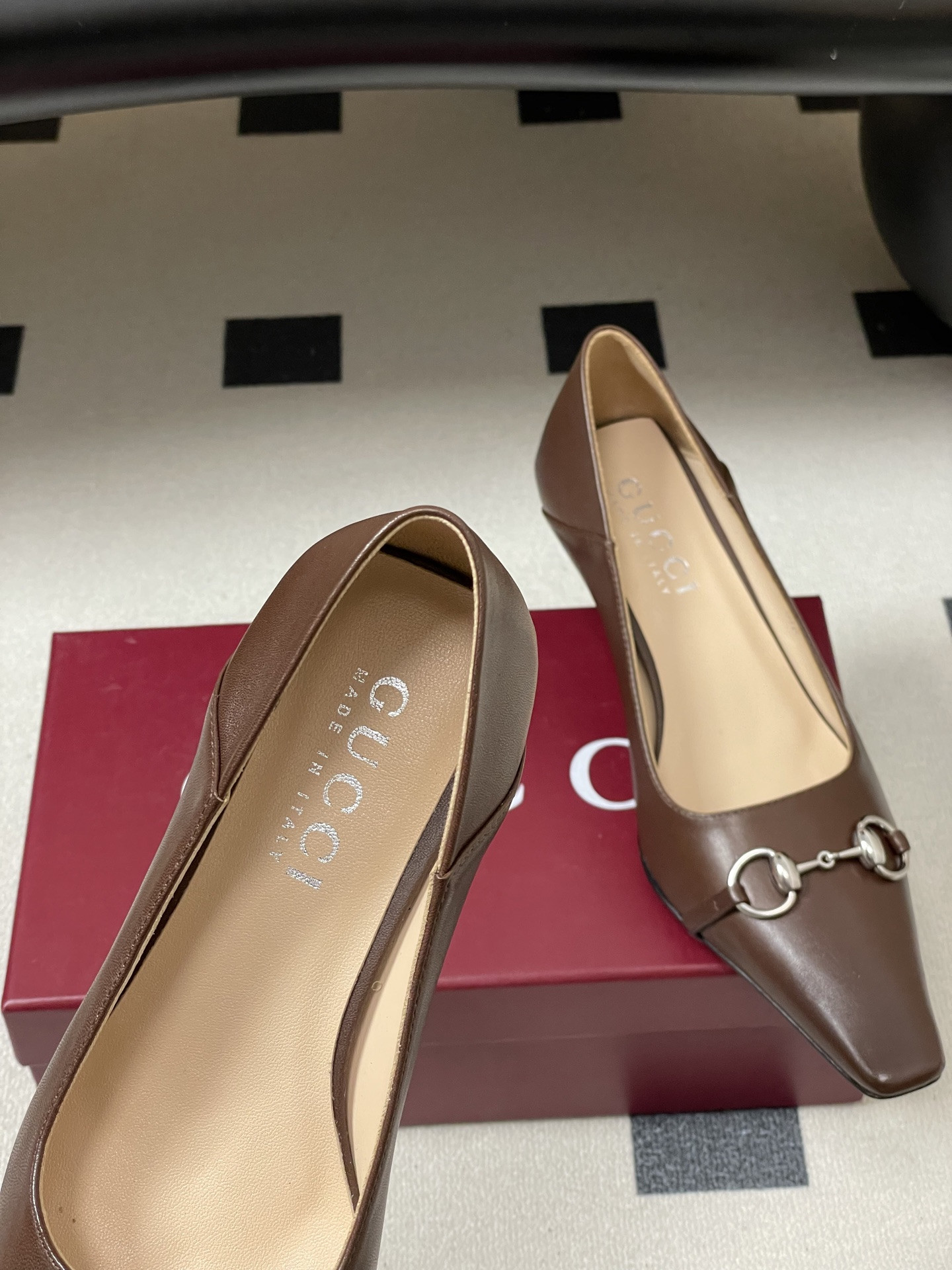 UA Gucci Vittoria Pump