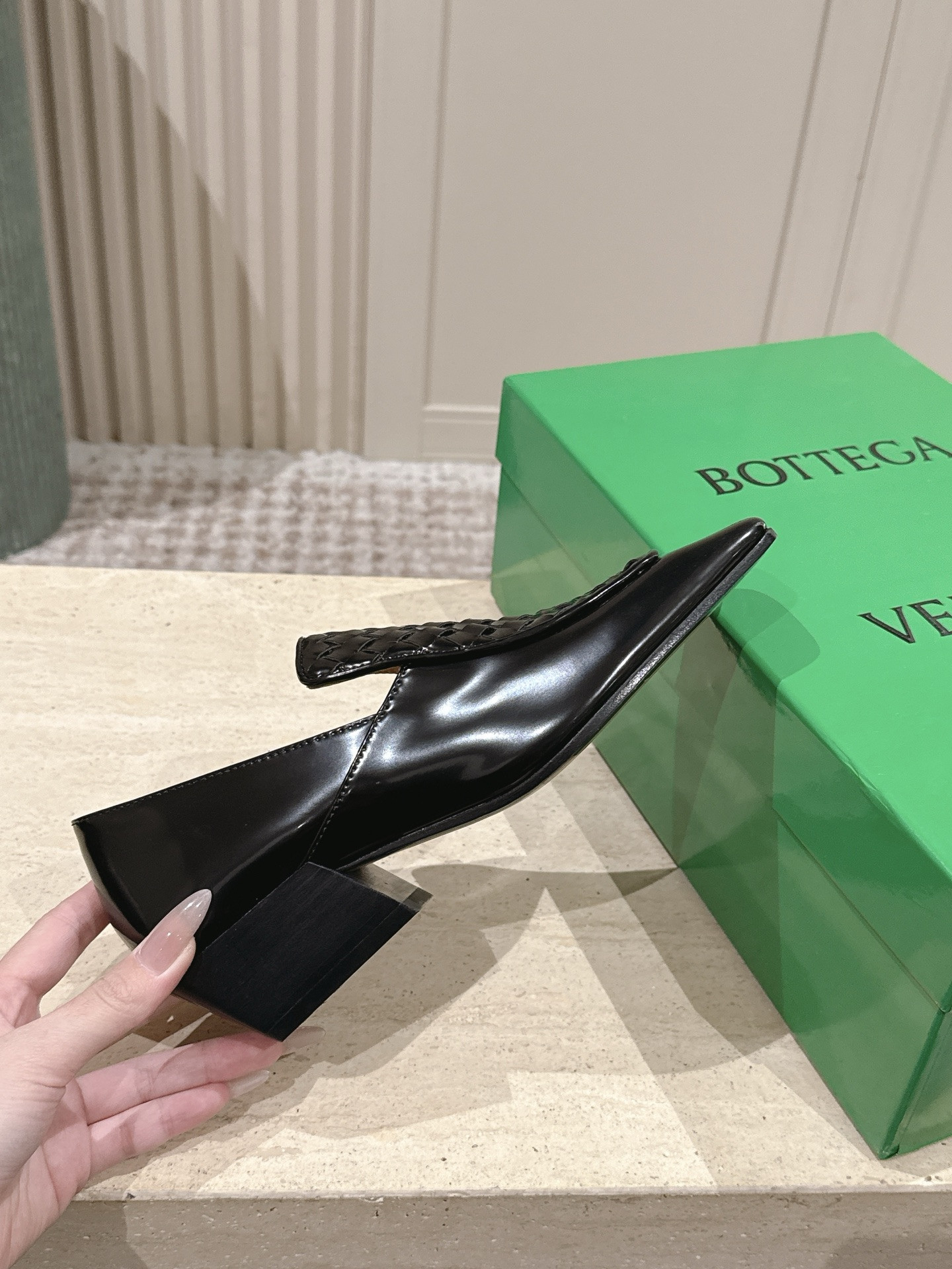 UA Bottega Veneta Ventura Loafer
