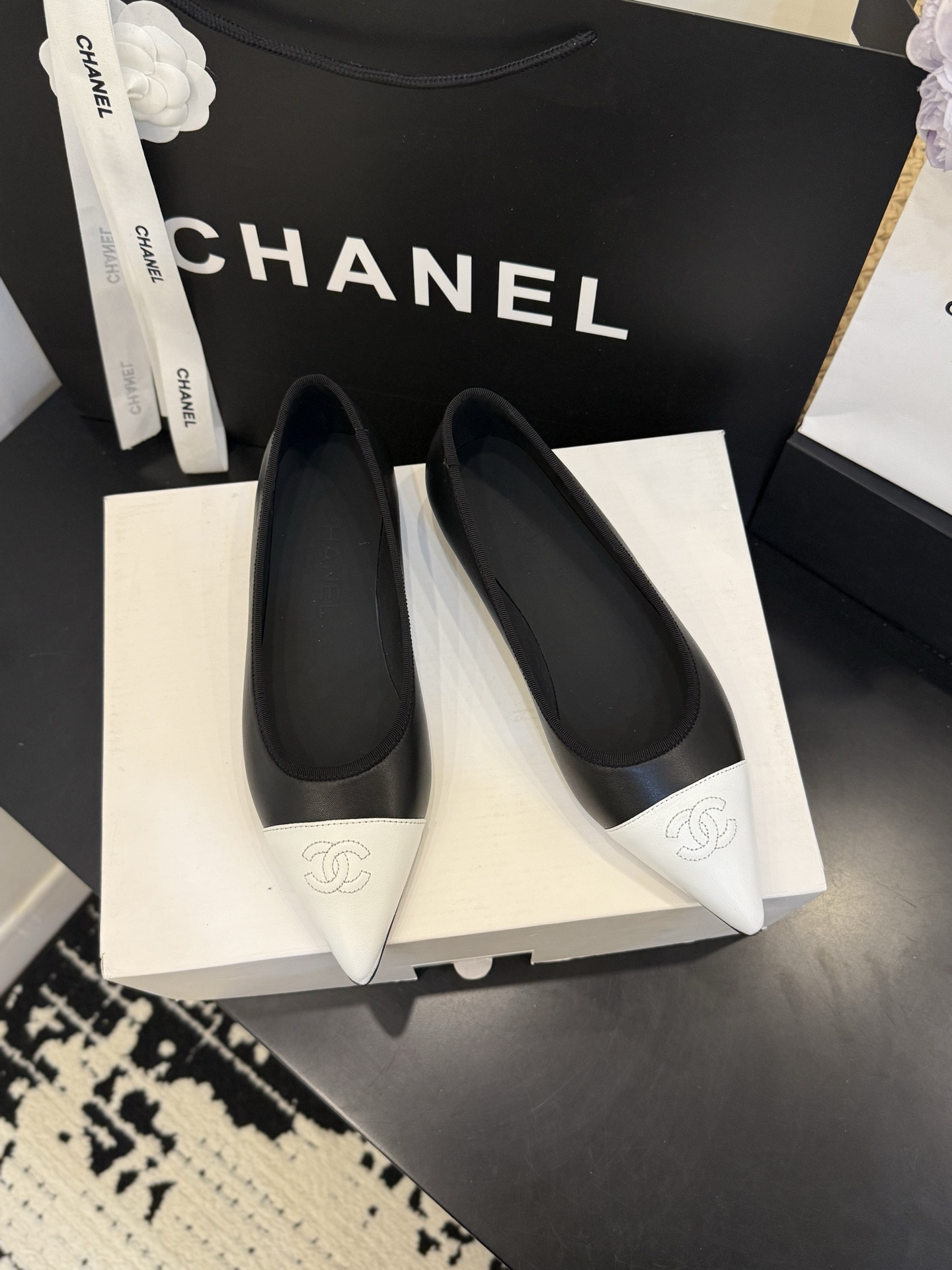 UA Chanel Ballet flats