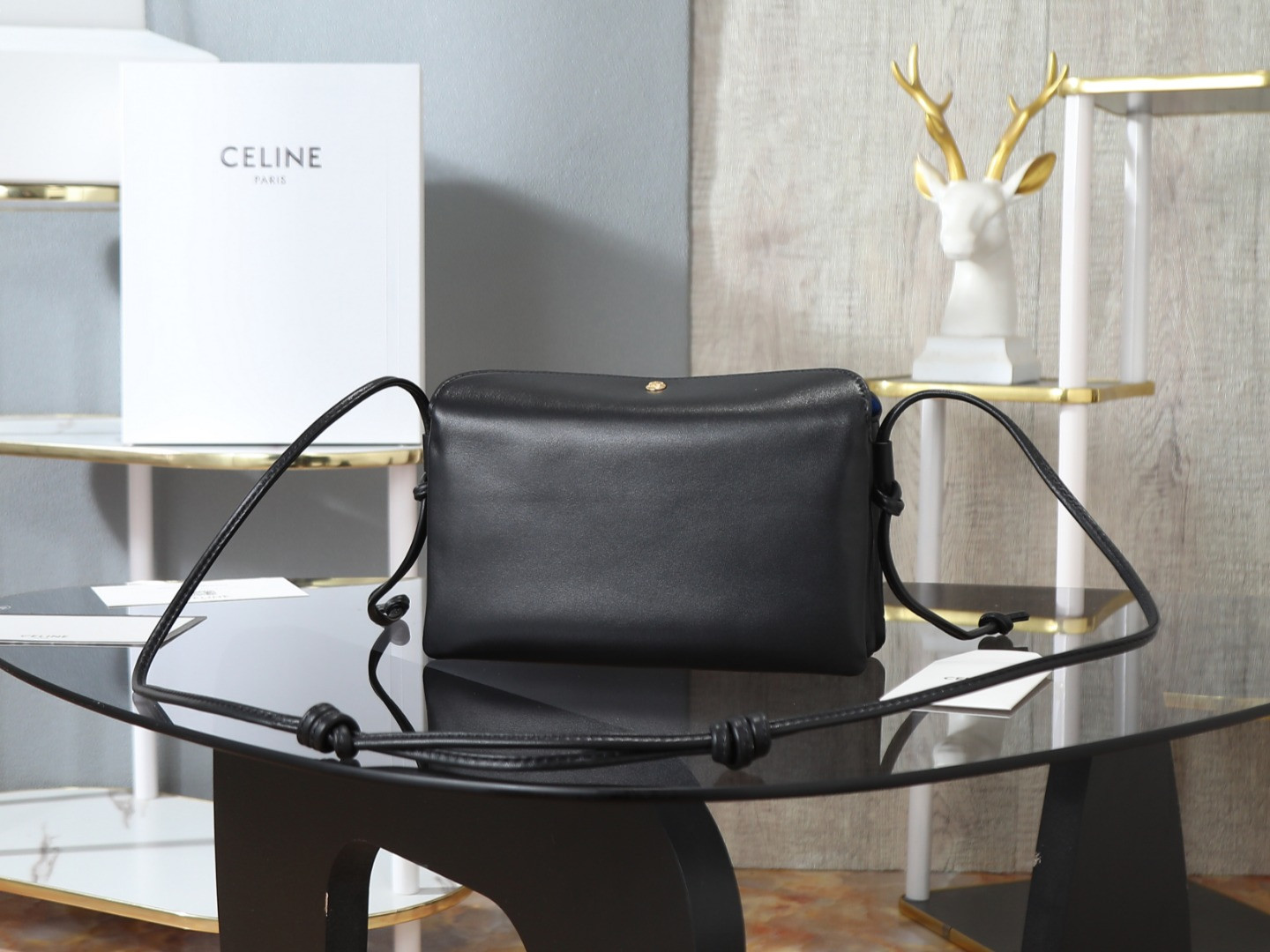 Celine TRIO FLAP IN Smooth Lambskin 22.5x13x3.5cm