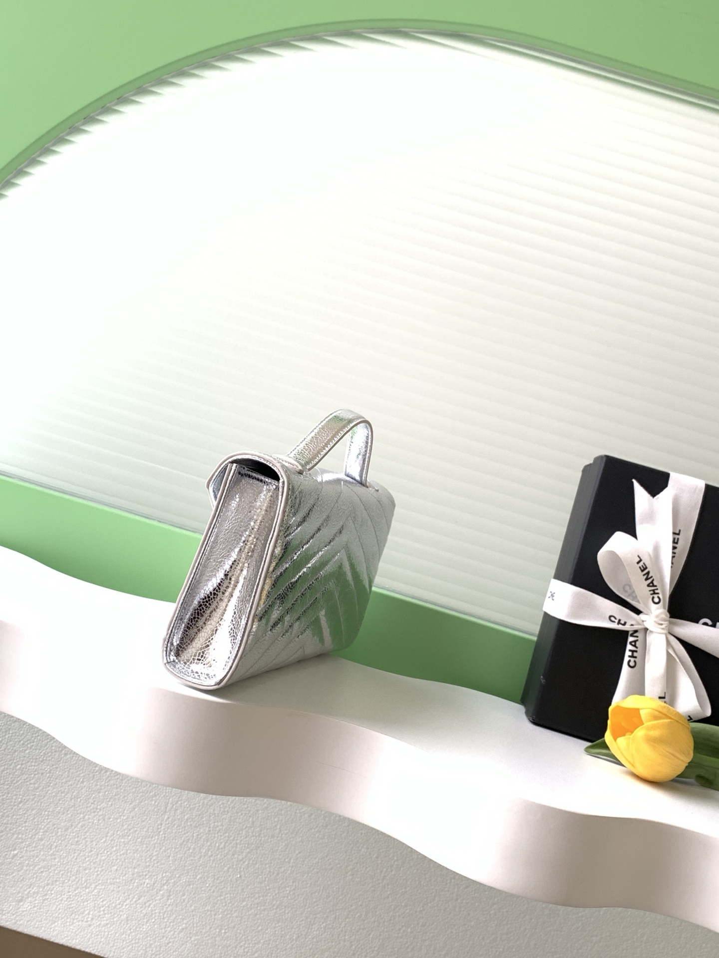 Chanel Holiday Collection Clutch 10x26x5cm