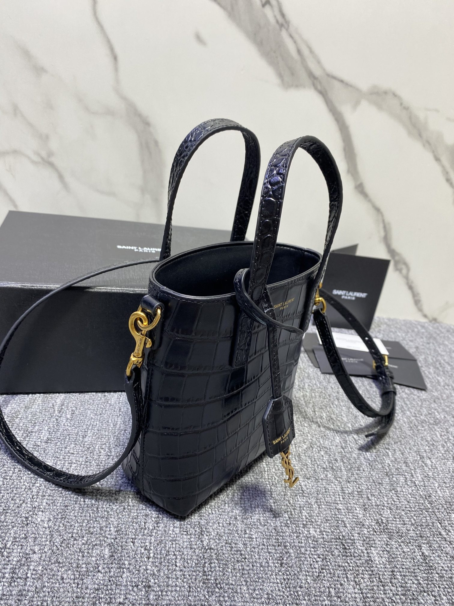 YSL Mini Toy Shopping Saint Laurent IN CROCODILE-EMBOSSED LEATHER 18x17x8cm