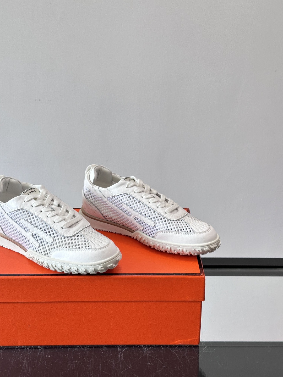 UA Hermès Jet Sneaker