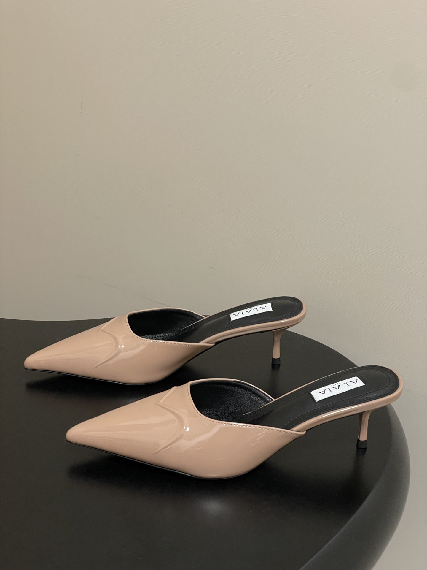 UA Alaïa Le Cœur 3D Mules 6.5cm Heel
