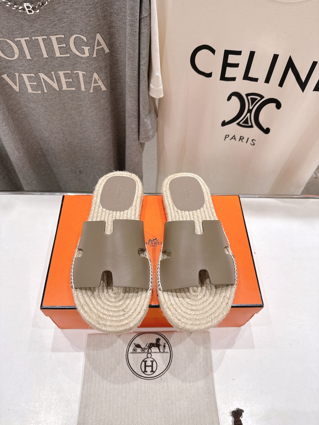 UA Hermès Antigua Espadrille