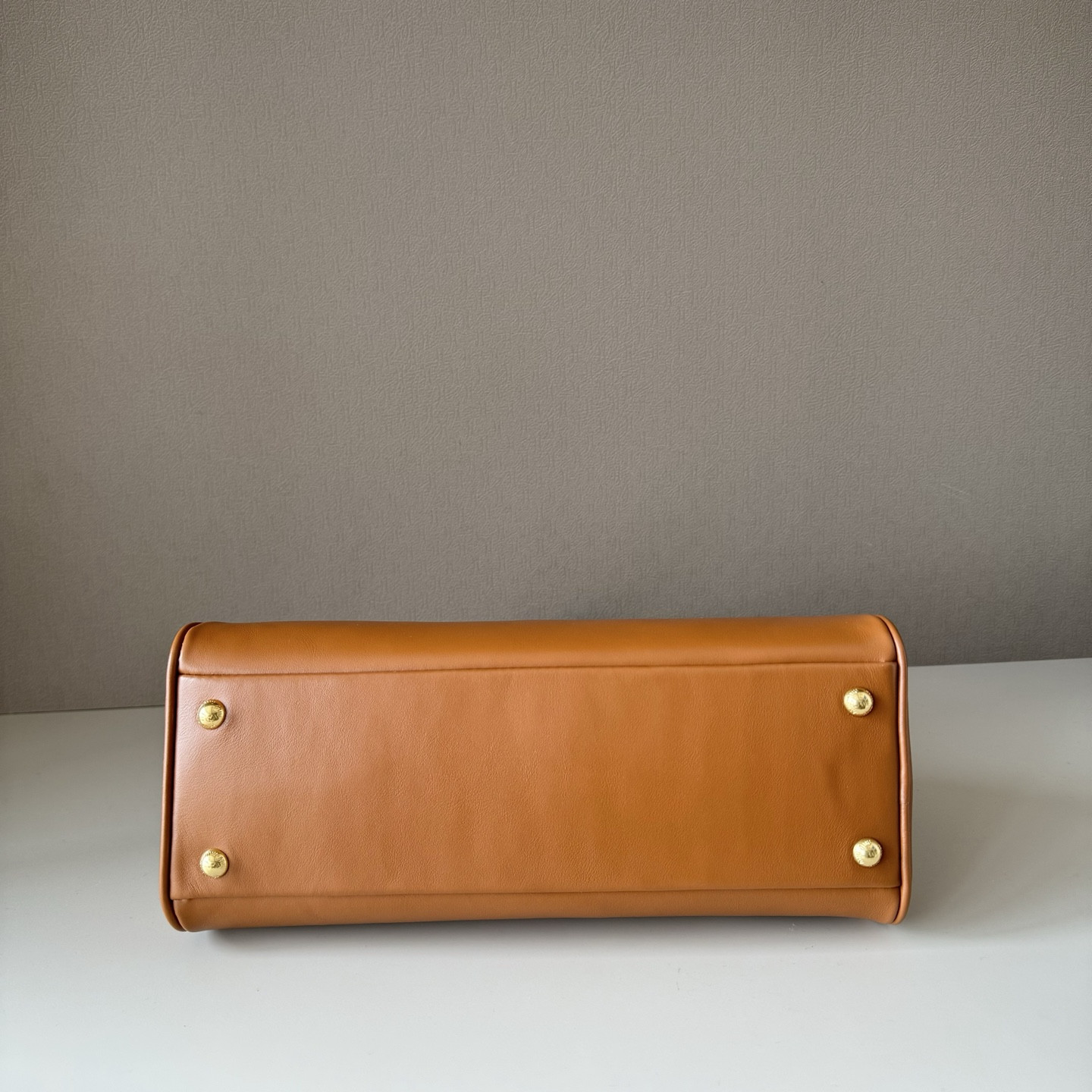 Miu Miu Medium Beau Leather Bag 13x30x13.5cm