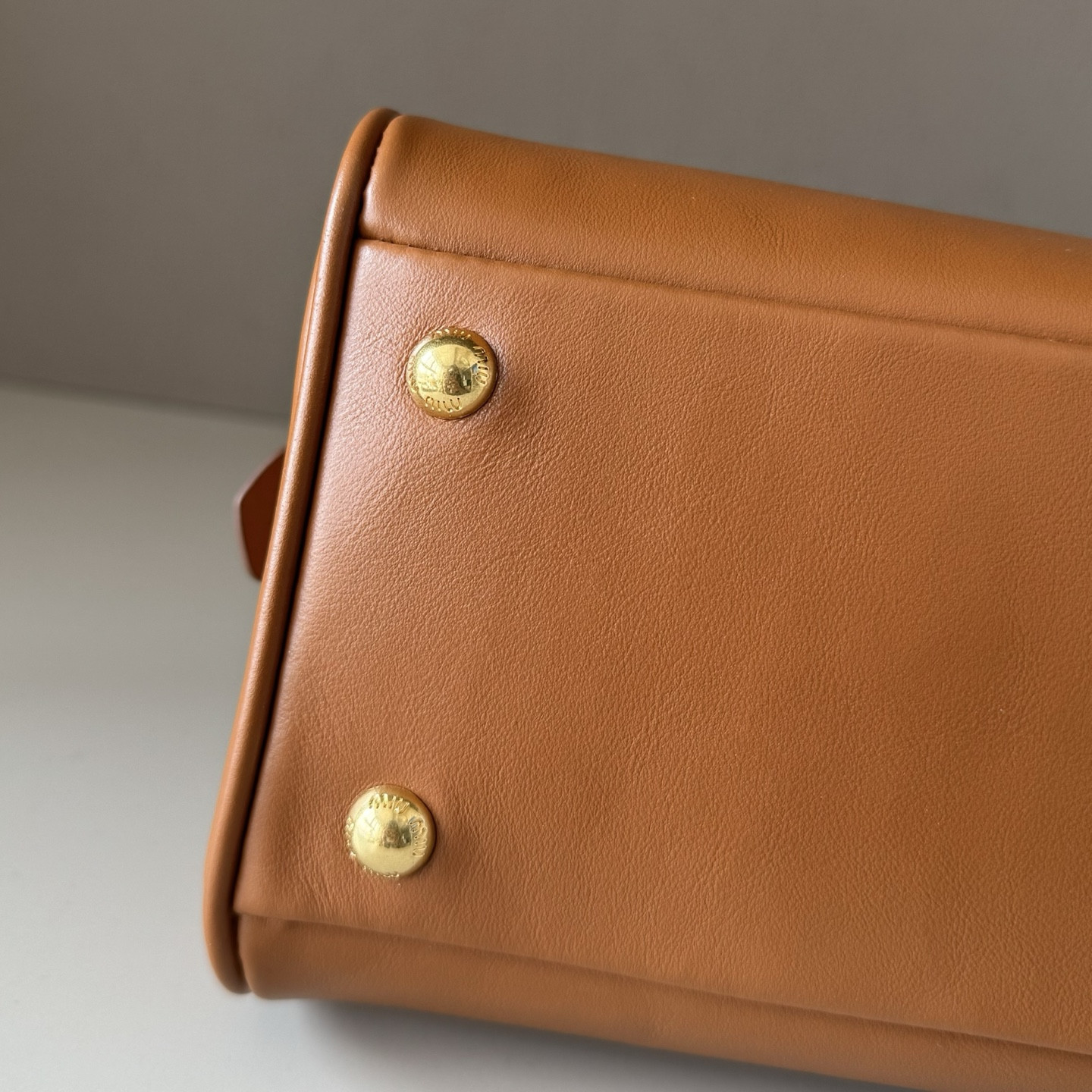 Miu Miu Medium Beau Leather Bag 13x30x13.5cm