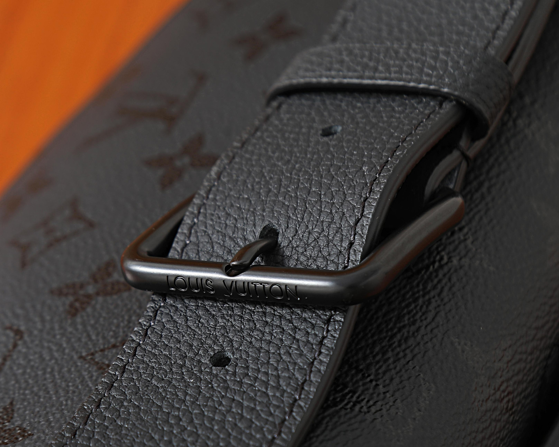 LV RUSH Waist Bag M26763 15x8x30cm