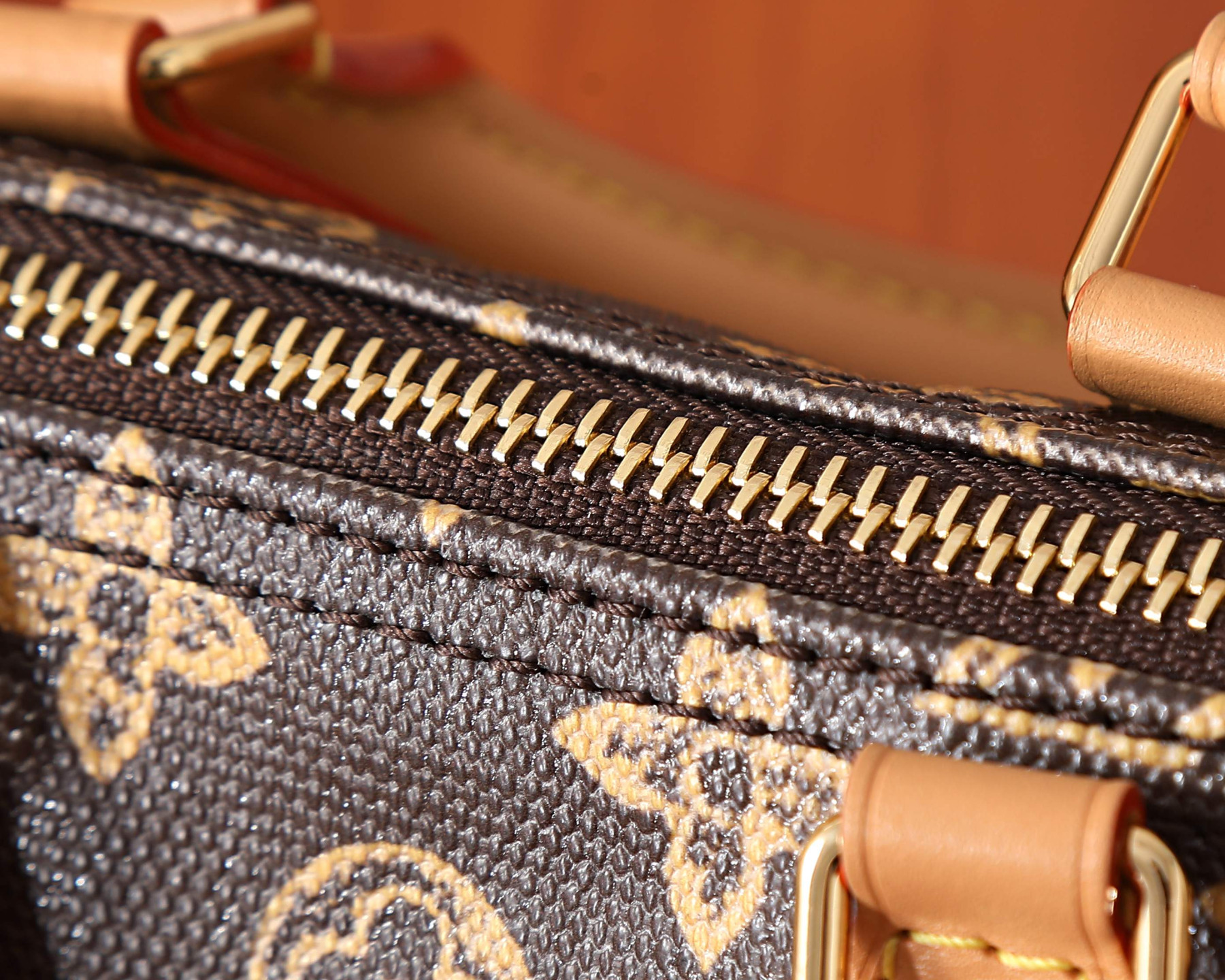 LV NANO SPEEDY Handbag M27610 10x7.5x16cm