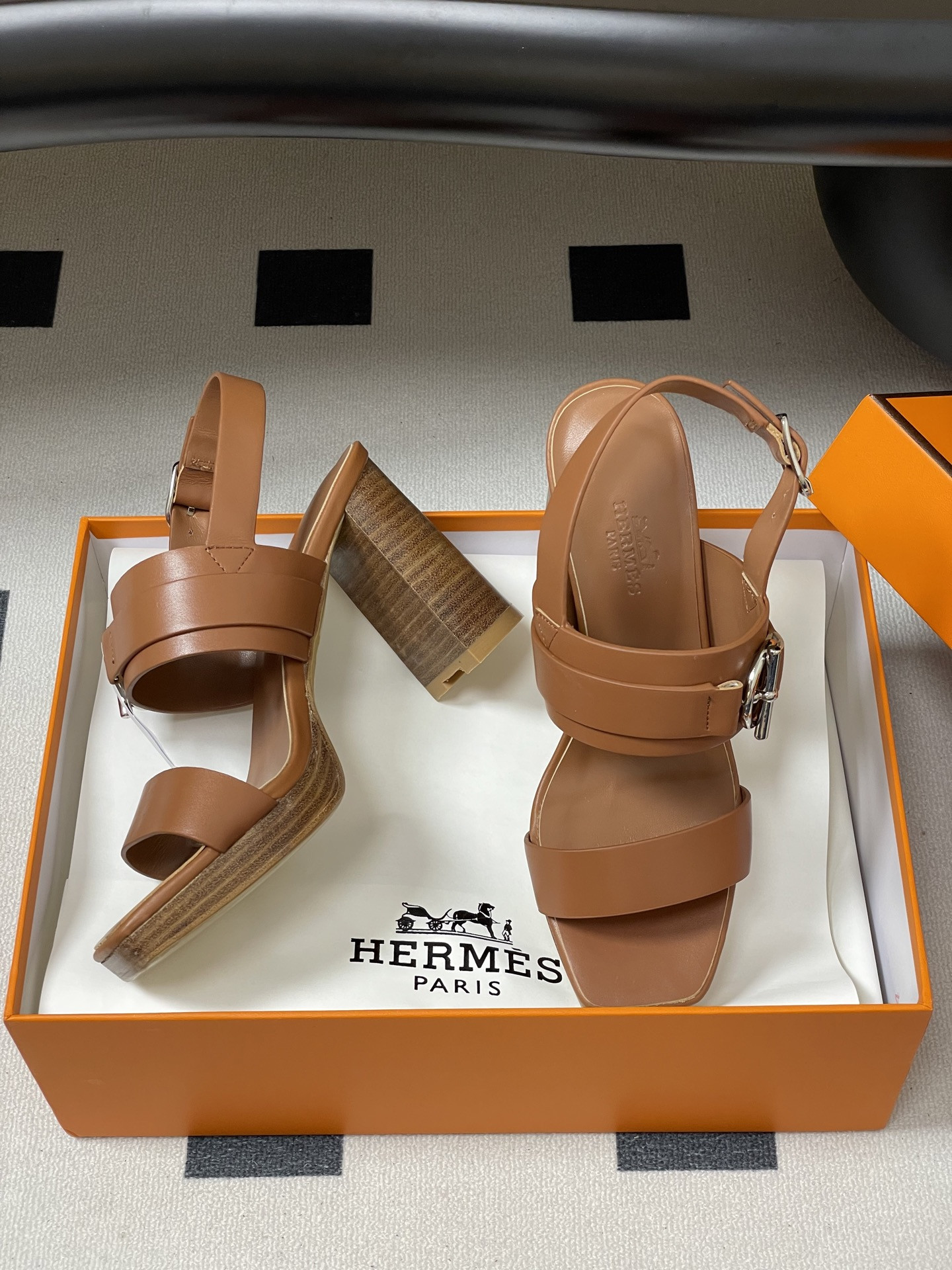 UA Hermès Keen 90 Sandal