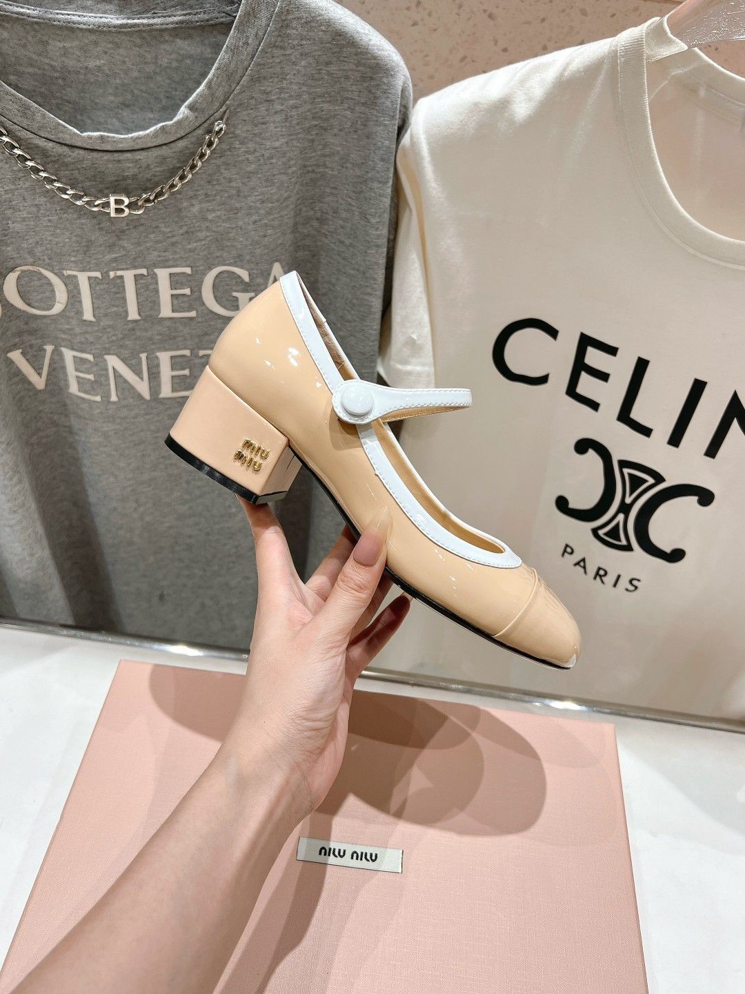 UA Miu Miu Patent Leather Mary Jane Pumps 4.5cm Heel