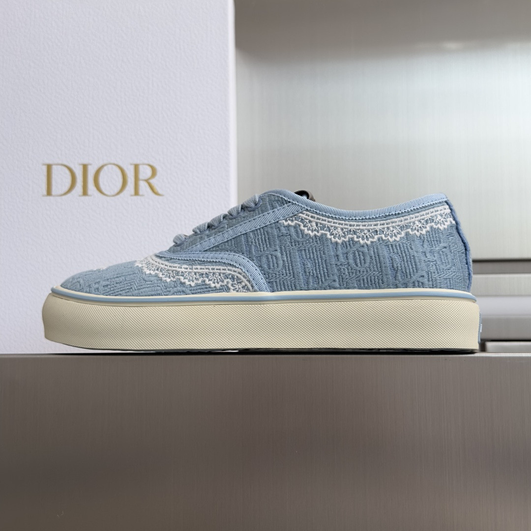 UA Dior Saltwind Sneaker