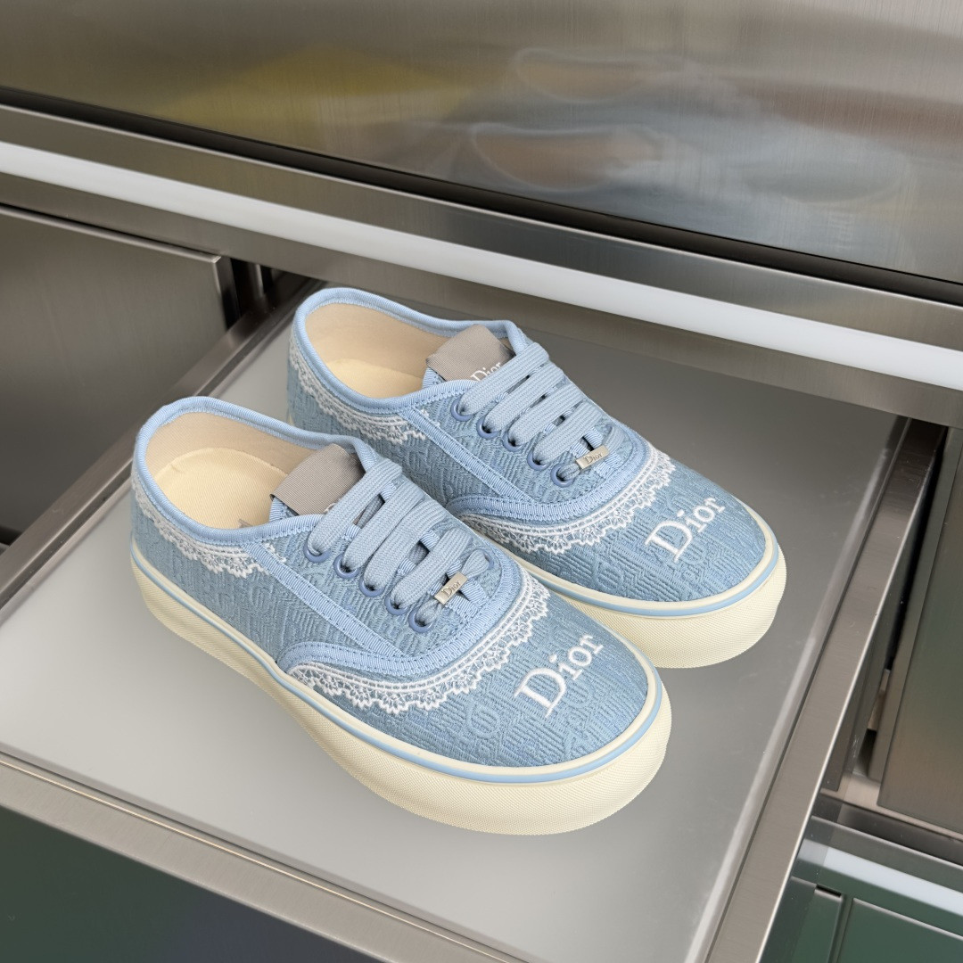 UA Dior Saltwind Sneaker