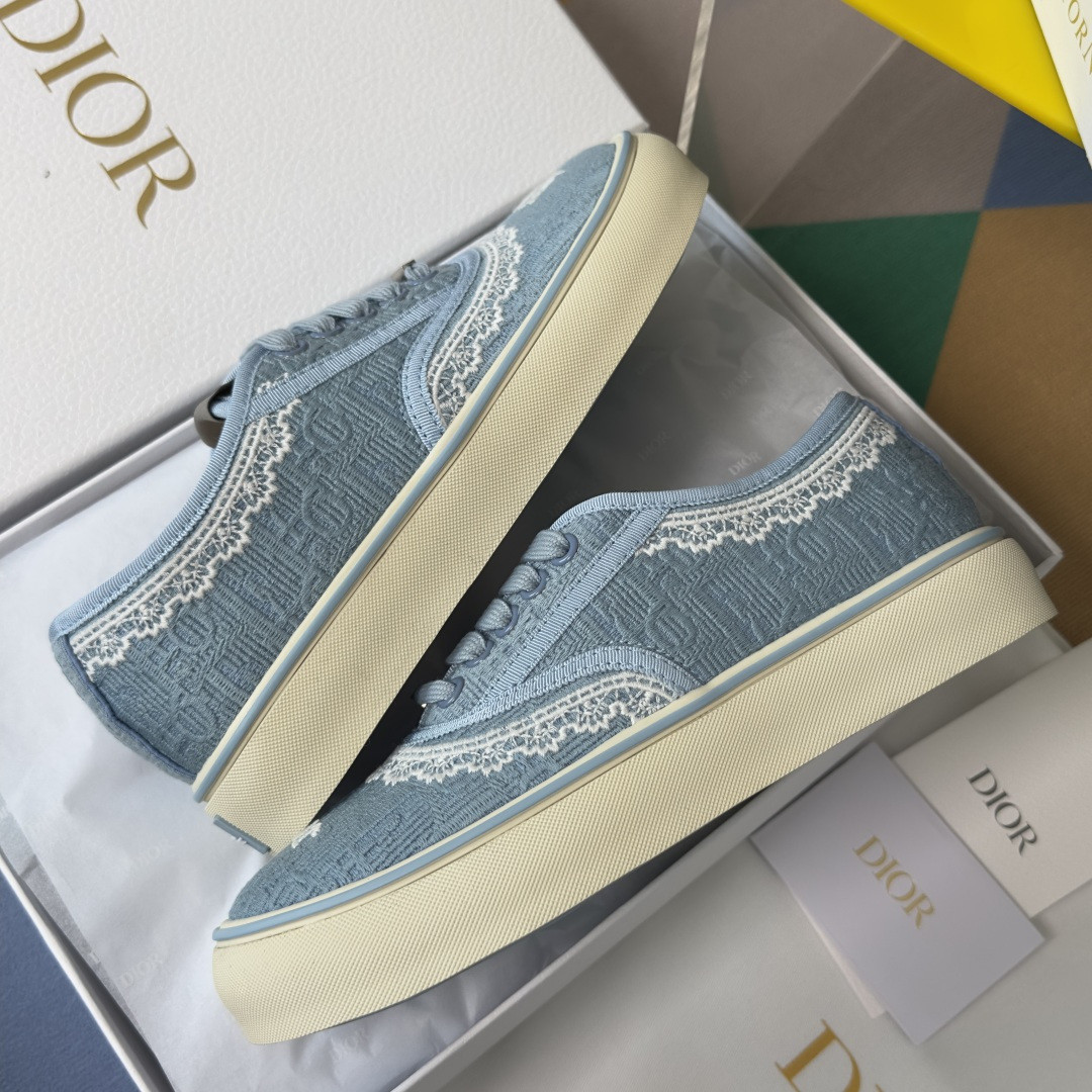 UA Dior Saltwind Sneaker