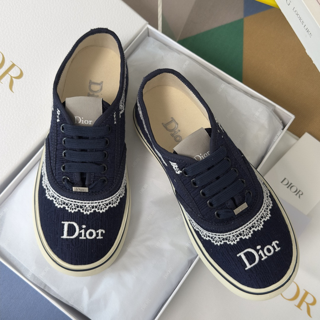 UA Dior Saltwind Sneaker