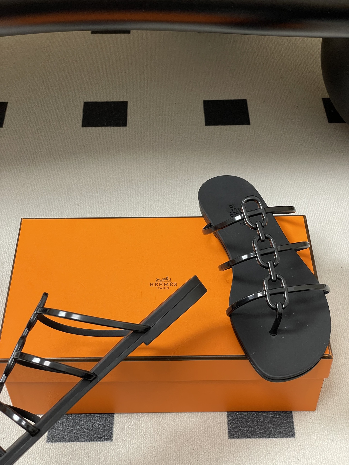 UA Hermès Mykonos Sandal