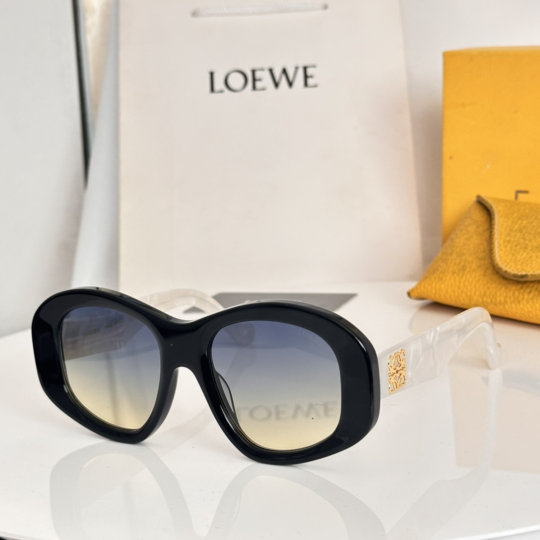 Loewe Glasses LW40181U 56-18-145