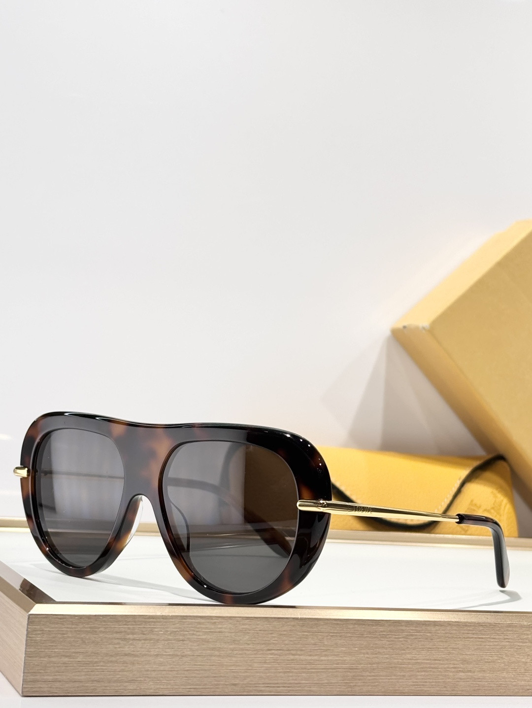 Loewe Glasses LW40186I 52-16-140