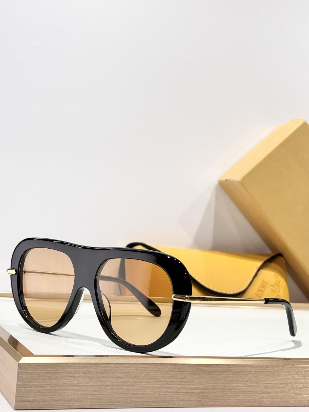 Loewe Glasses LW40186I 52-16-140