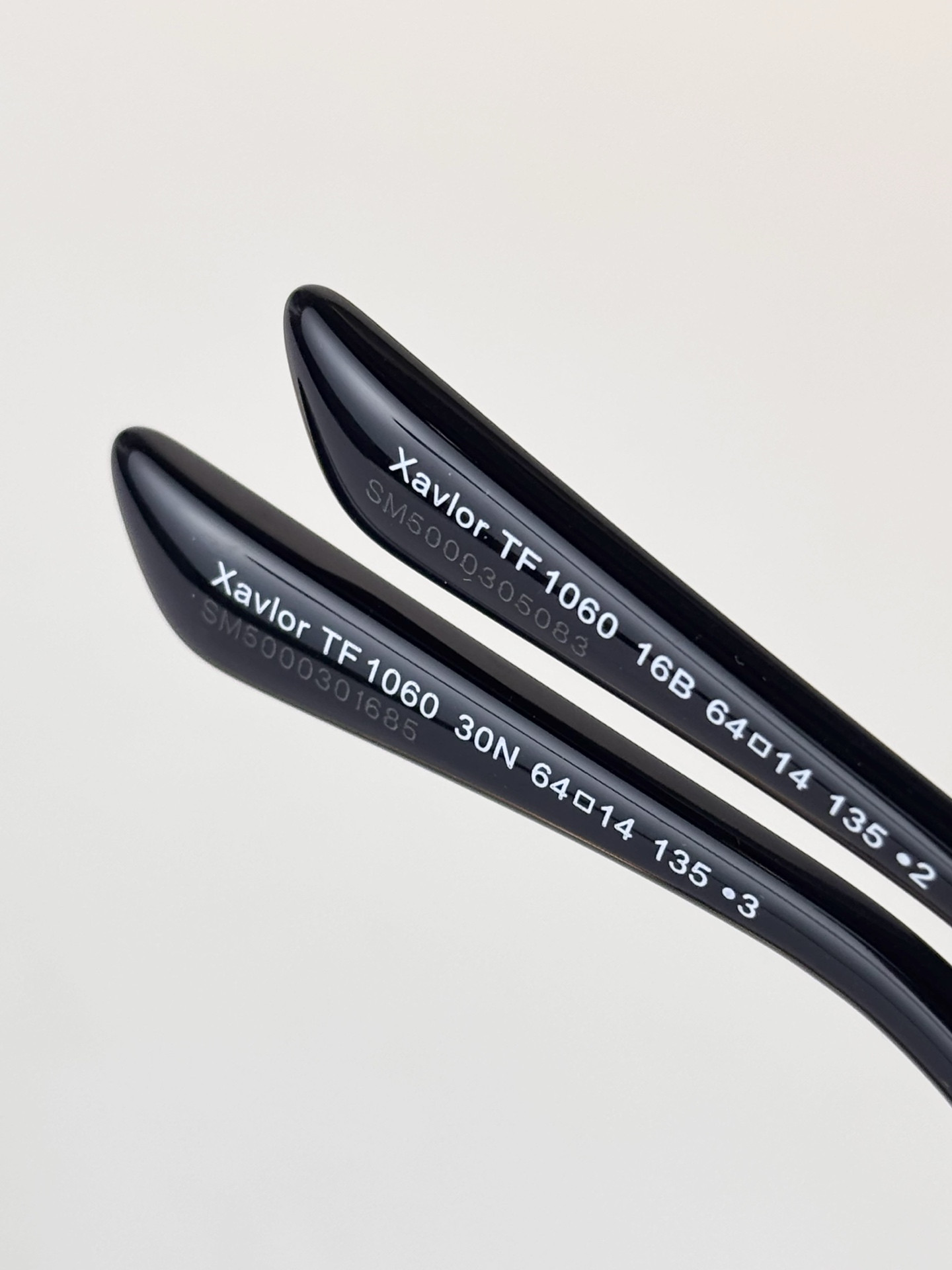 Tom Ford Glasses TF1060 64-14-135