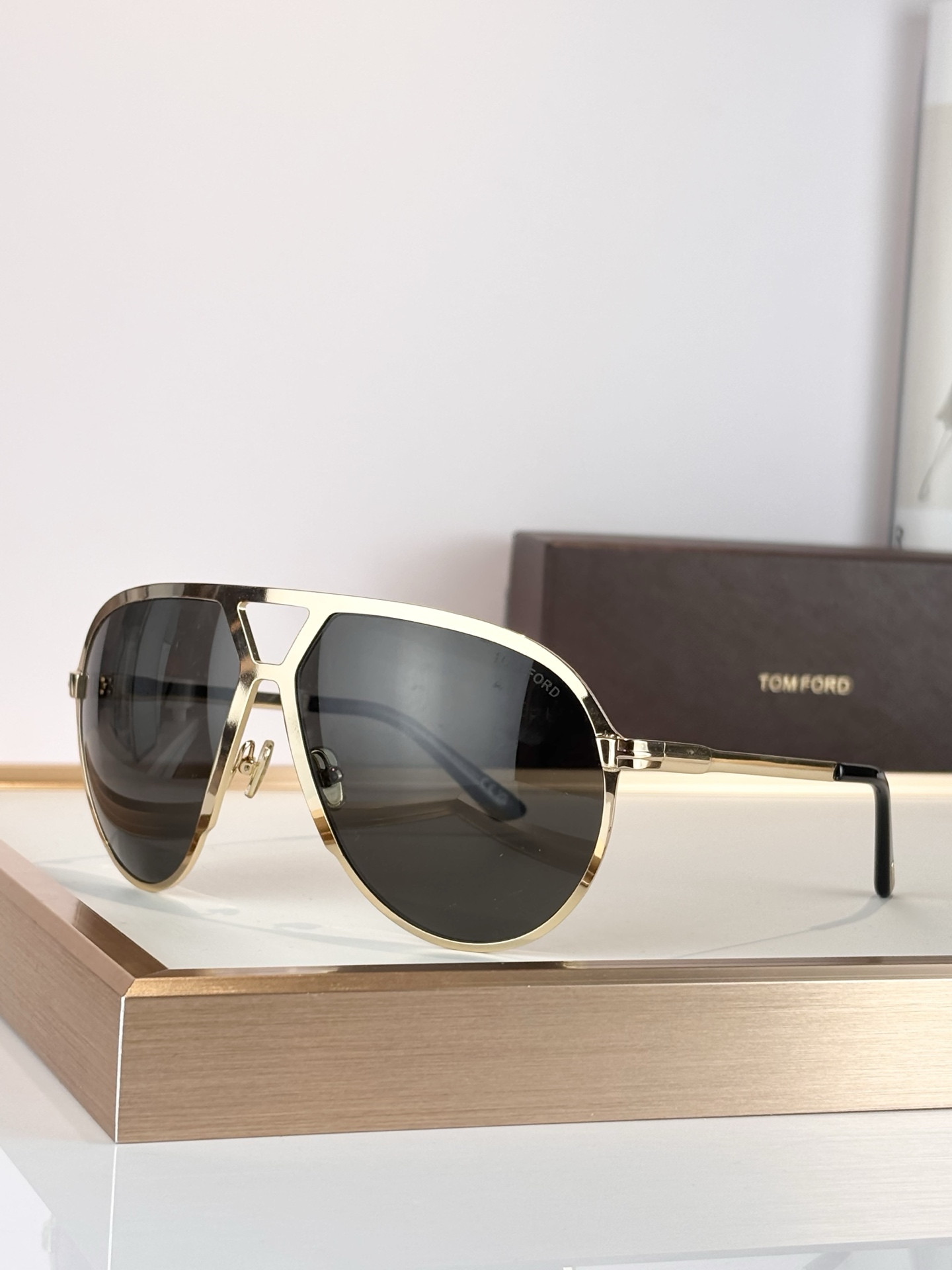 Tom Ford Glasses TF1060 64-14-135