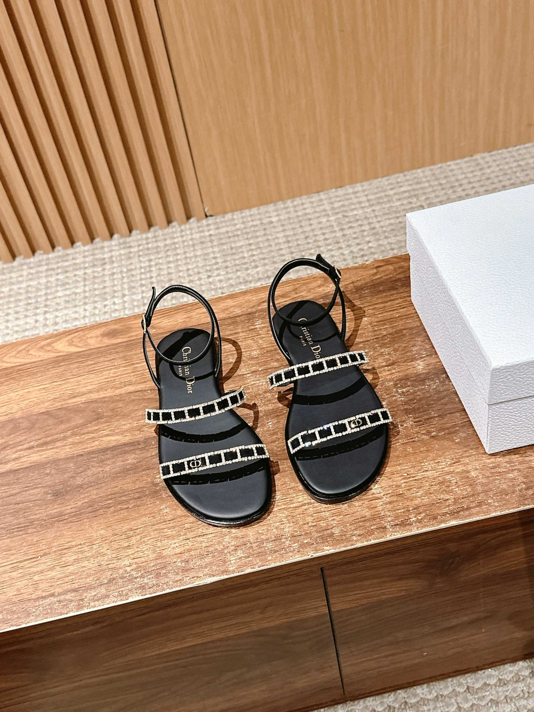 UA DIOR Diorissime Sandal