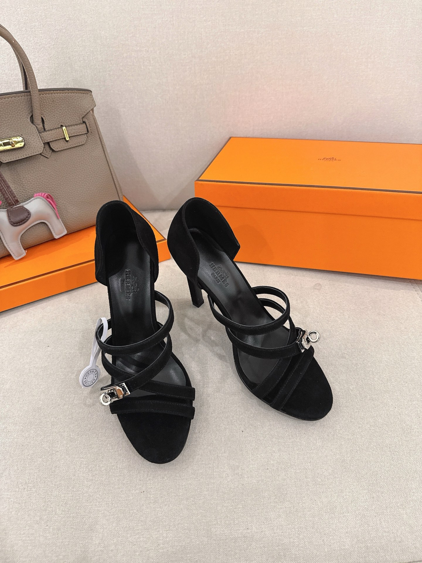 UA Hermès Lipstick 105 Sandal