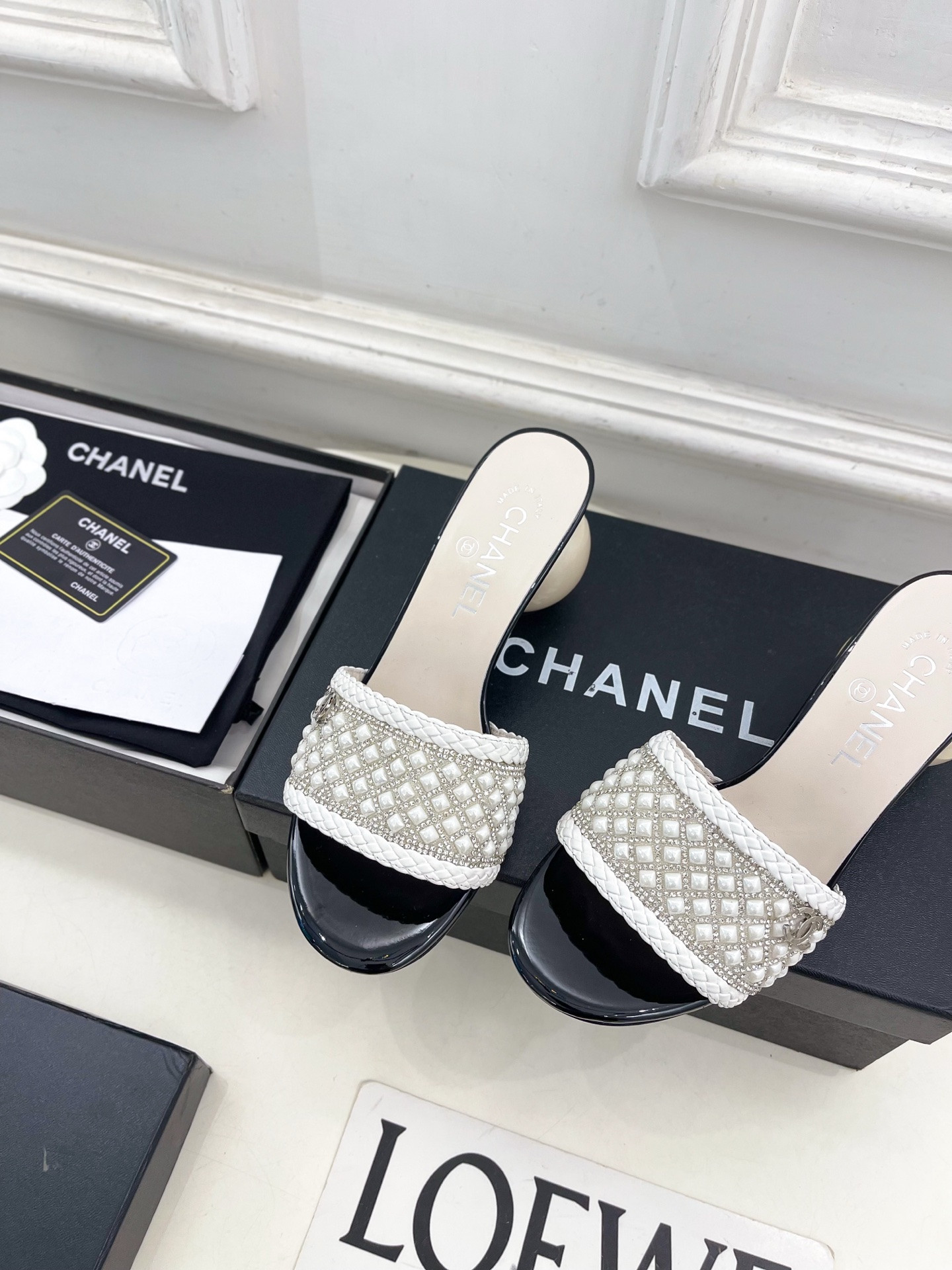 ua Ch**el slides 6.5cm heel