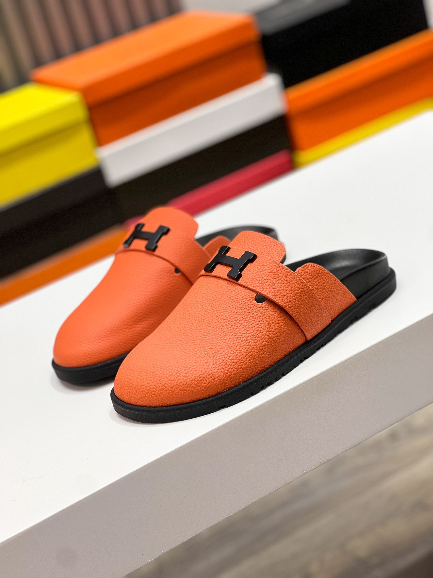 UA Hermès Mule