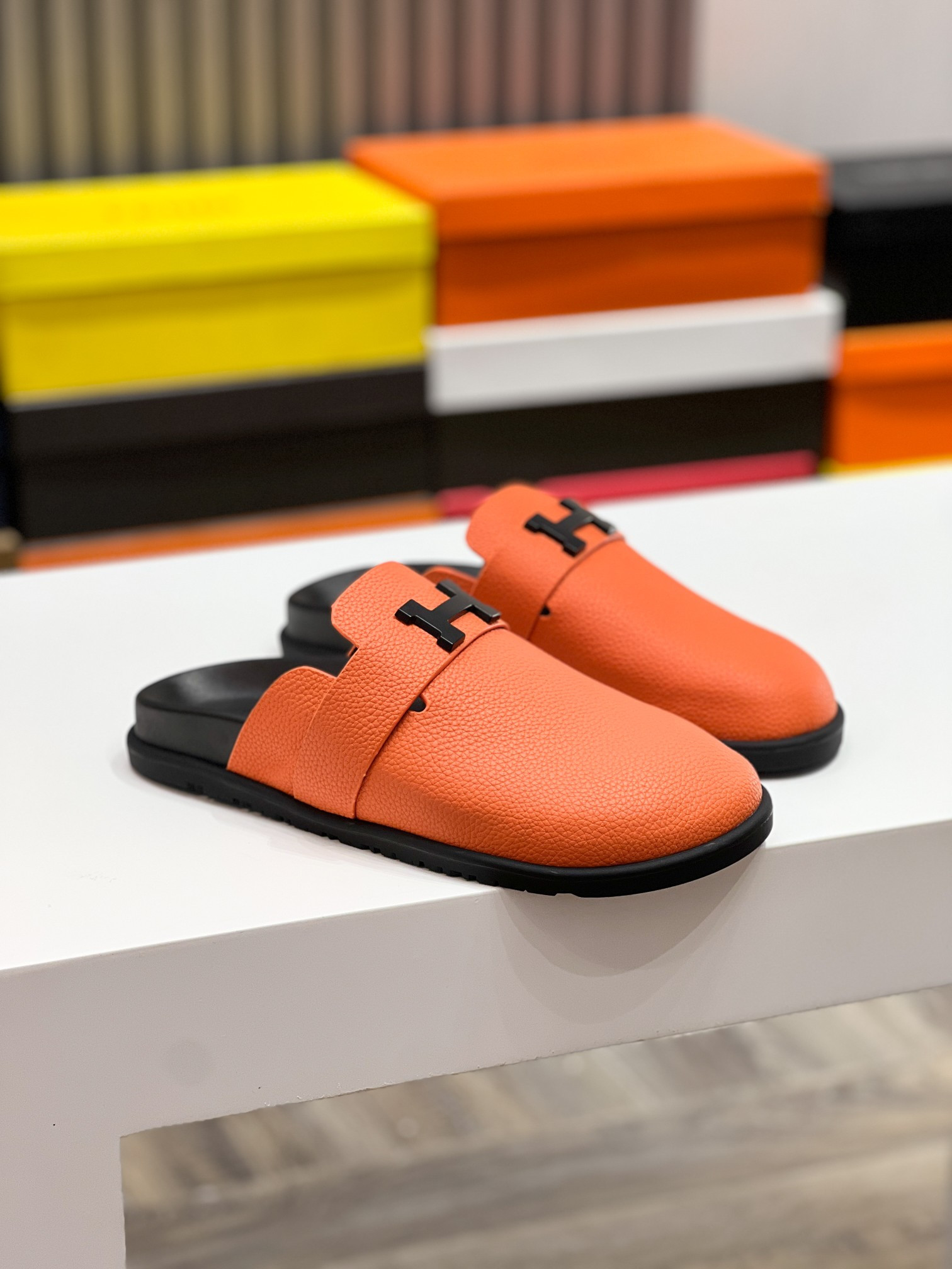 UA Hermès Mule
